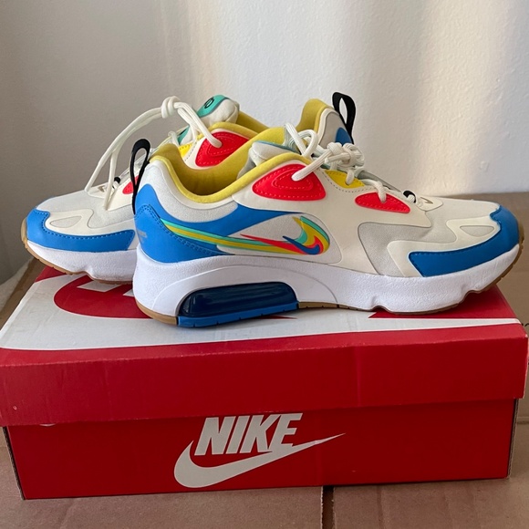 Nike Air Max 200, Legend of Her, Women Size 7 - Picture 7 of 8